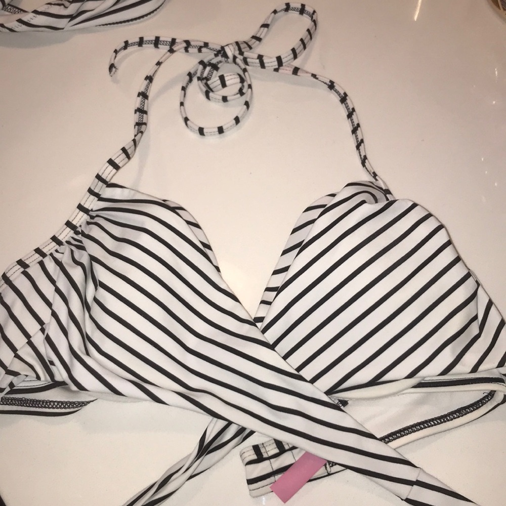 victoria’s secret swim top